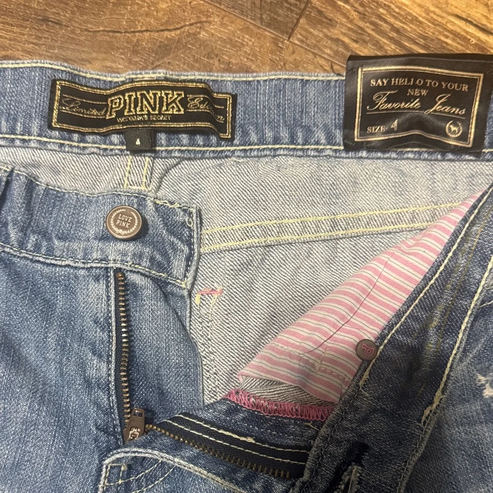 PINK Victoria’s Secret Distressed Cropped Skinny Jeans · Light Blue· Rhinestones - Picture 3 of 6